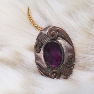 Vintage Jewelry - Unique Vintage Pendant with Purple Stone Vintage Jewelry - Unique Vintage Pendant with Purple Stone